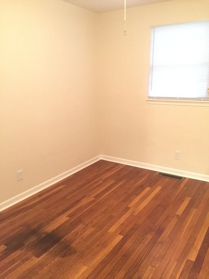 141 N Overhill Dr - Photo 6 of 17