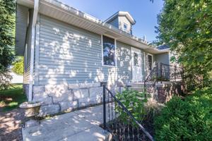 featured image of 211 N Madison St