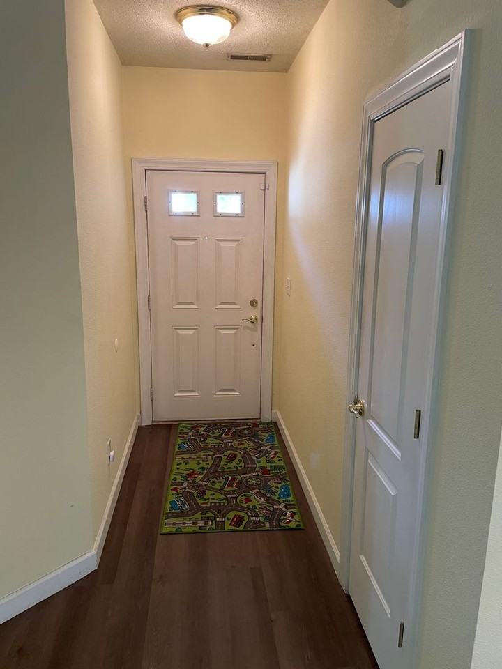 3565 S Glasgow Cir - Photo 2 of 28