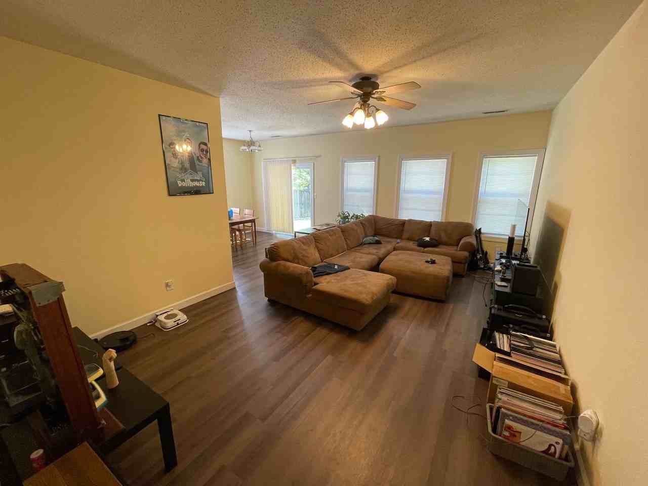 3565 S Glasgow Cir - Photo 3 of 28