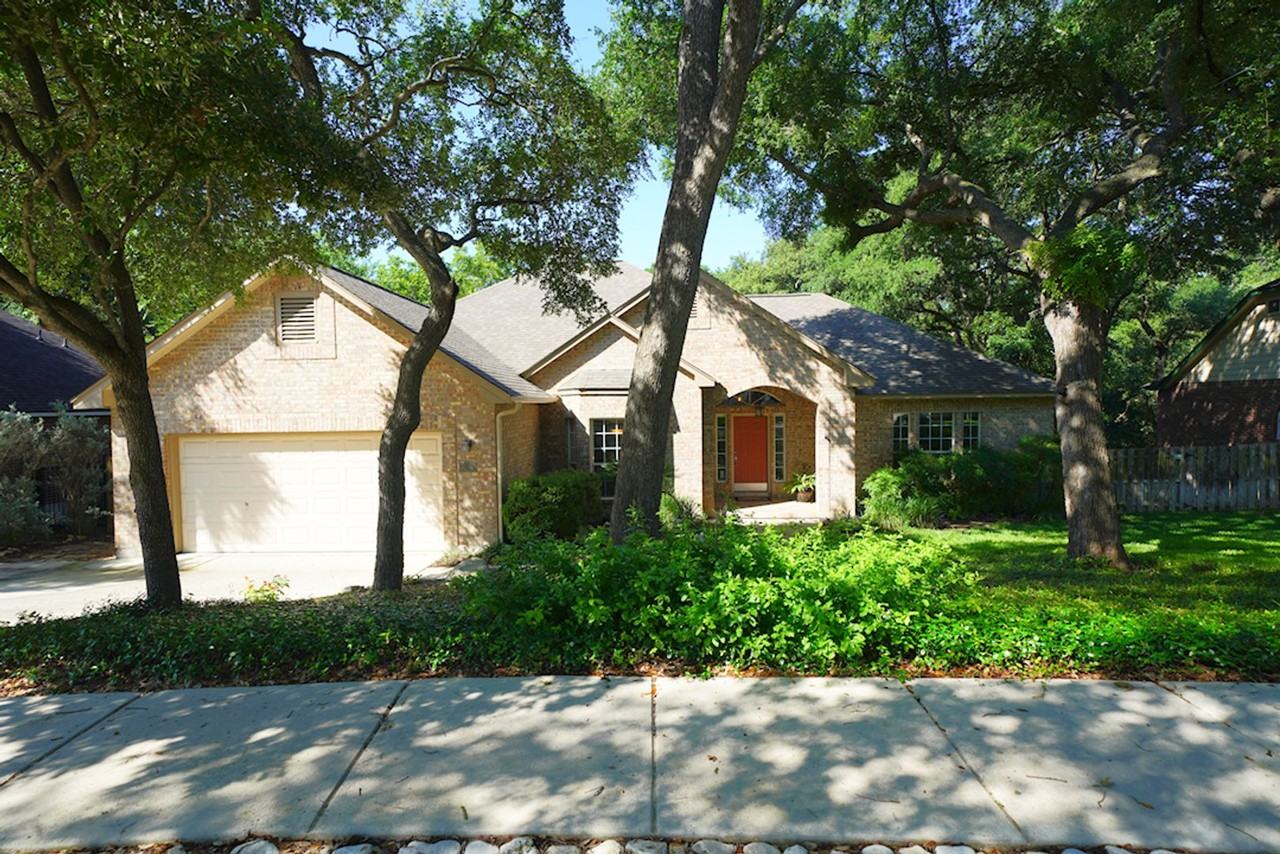 2834 Bent Tree Dr - Photo 2 of 50