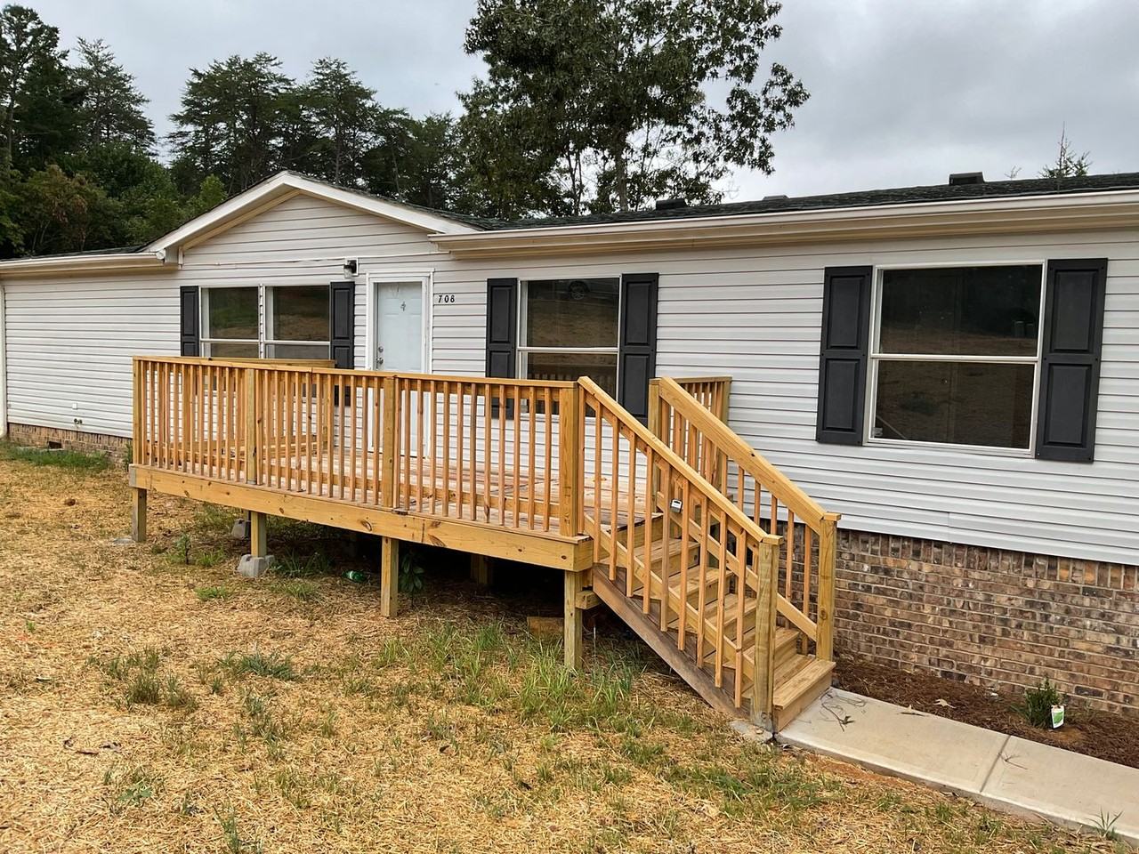 708 Sharon Ln - Photo 2 of 31