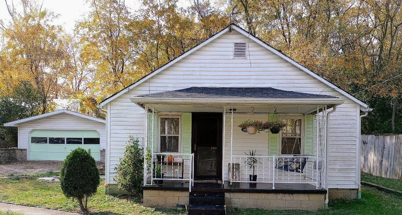 411 411 N. Spring St - 411 N Spring St - Photo 2 of 47