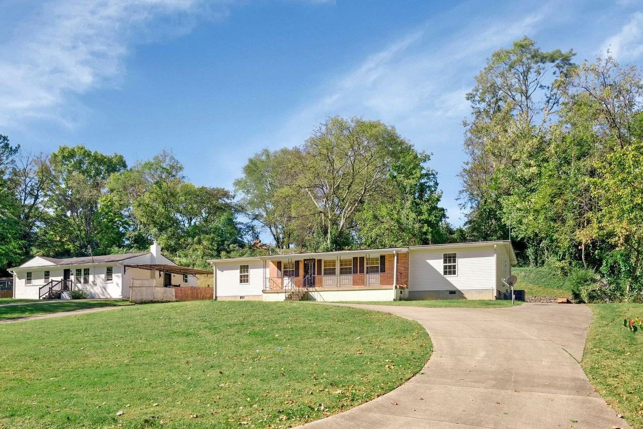 4857 Torbay Dr - Photo 2 of 41