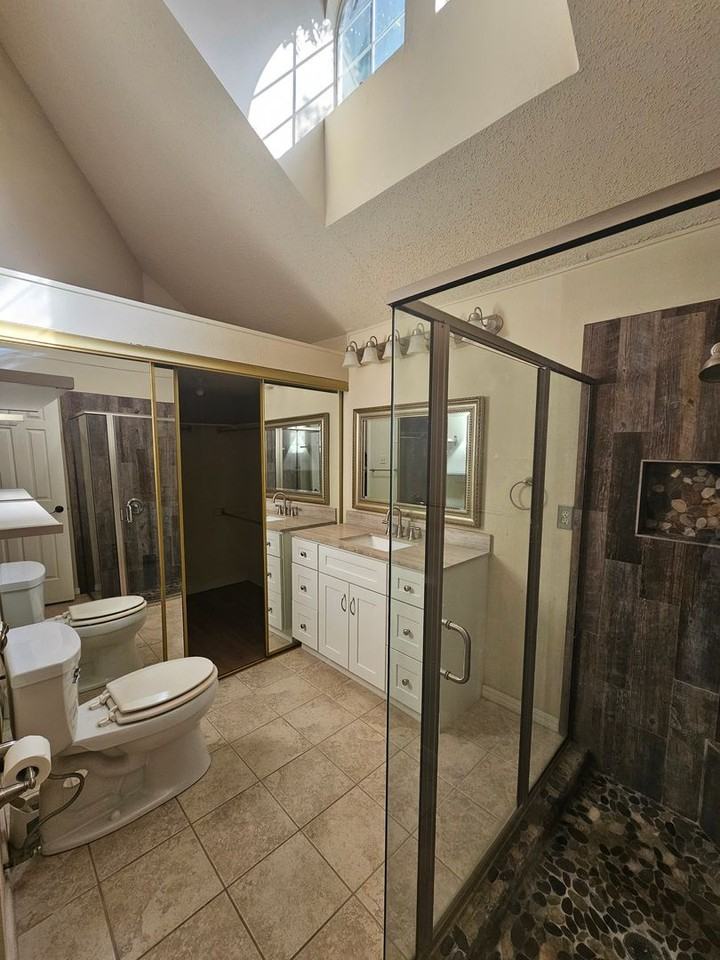 18163 Whispering Gables Ln - Photo 6 of 22