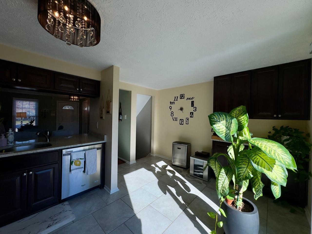 2021 Cedar Barn Way - Photo 6 of 23