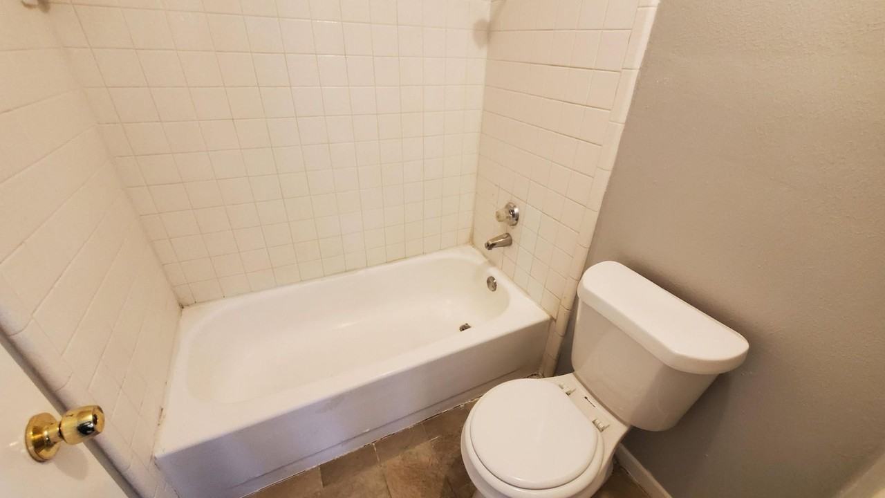 3309 Courtland Pl - Photo 2 of 17
