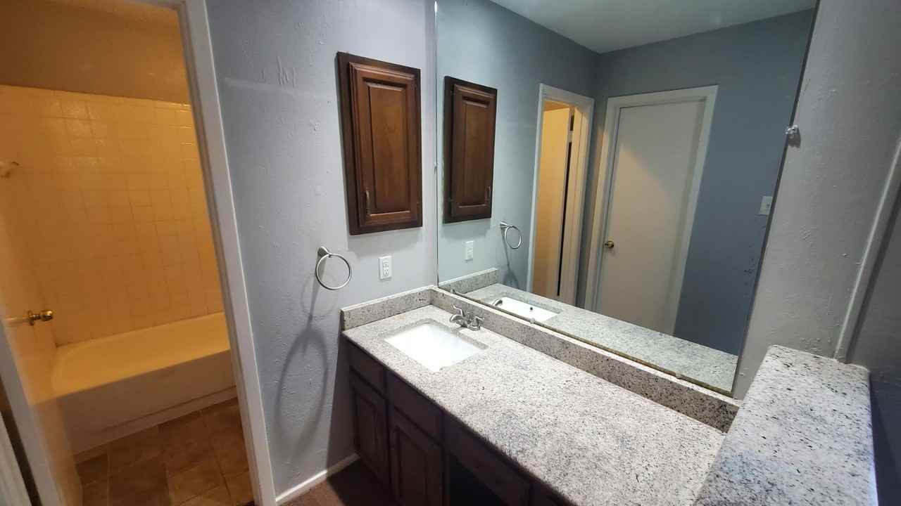 3309 Courtland Pl - Photo 3 of 17