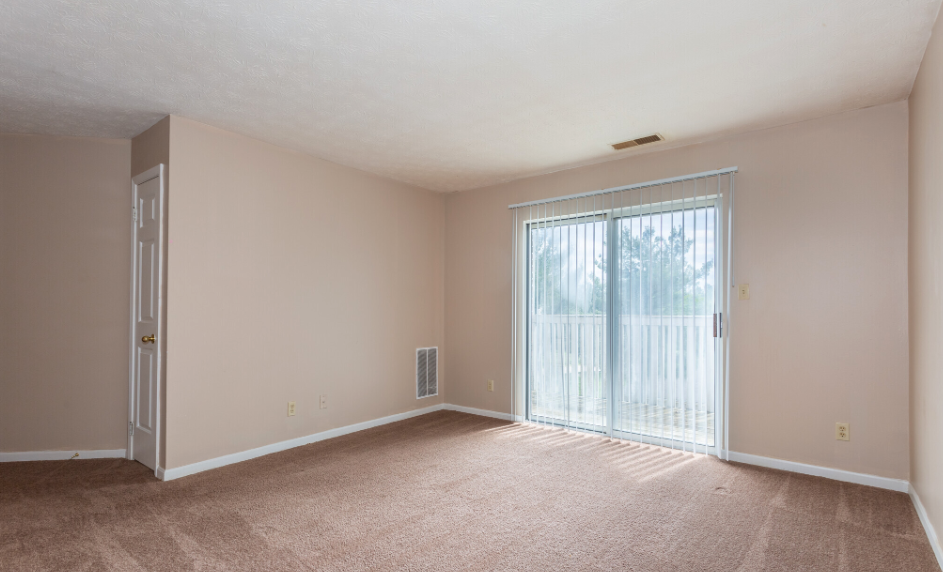 Kennedy Commons - Photo 4 of 17