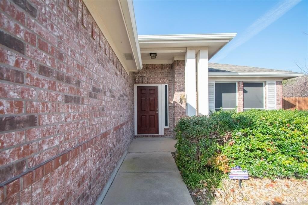 3604 Chapin Court - Photo 2 of 29