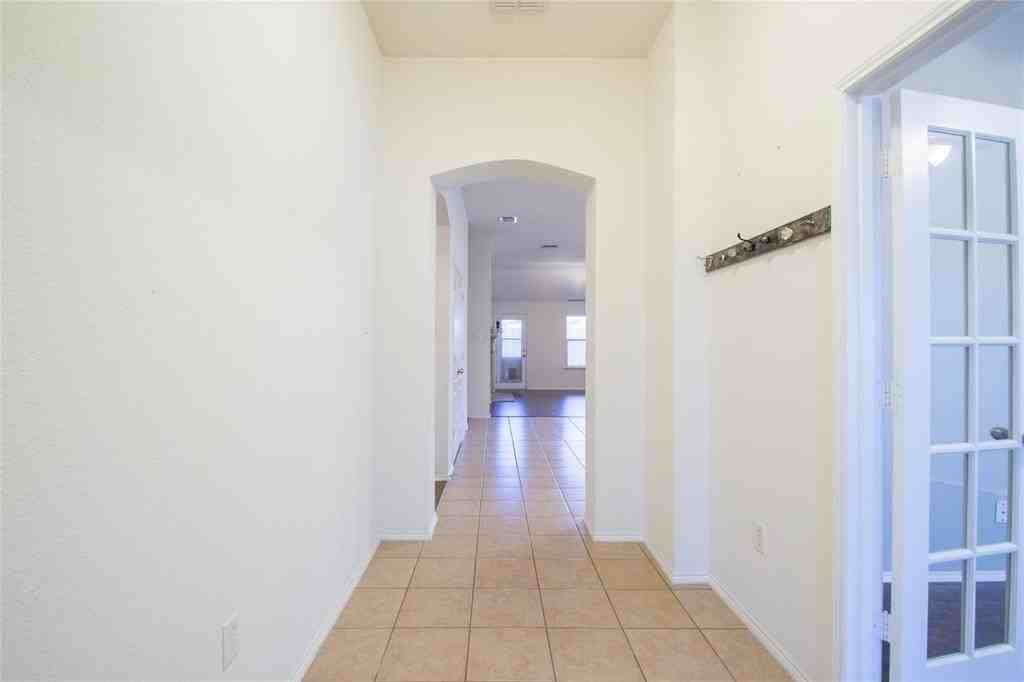 3604 Chapin Court - Photo 3 of 29