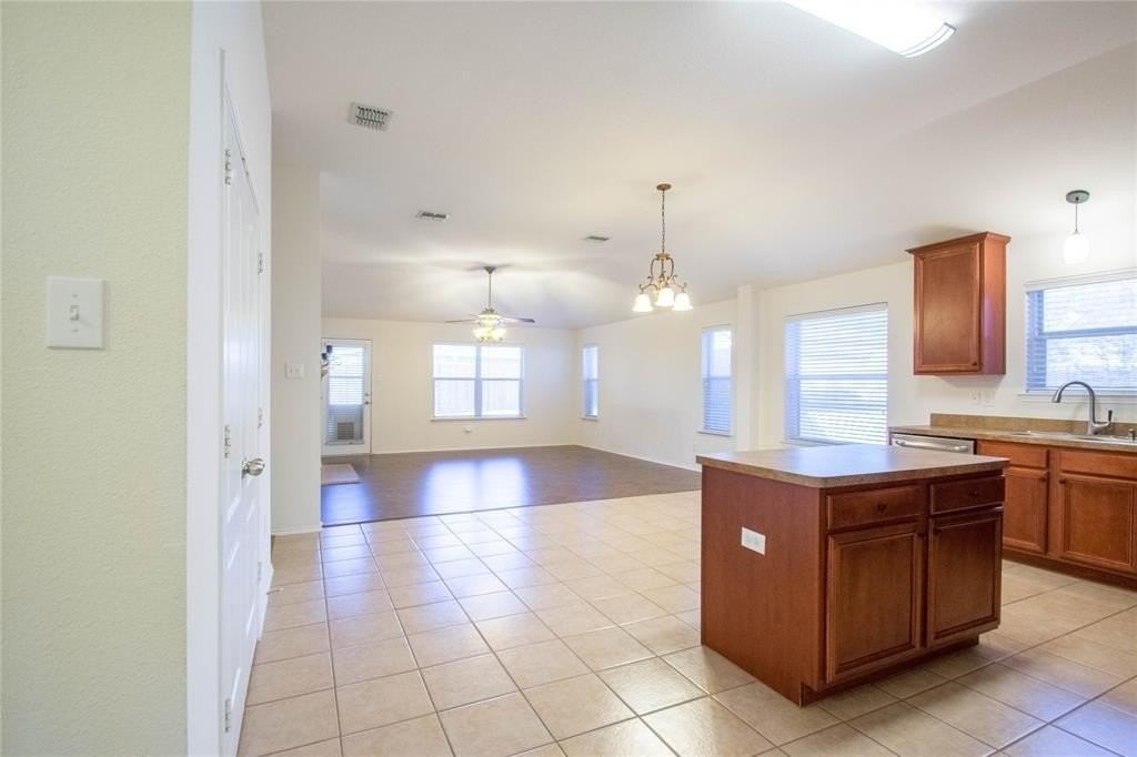 3604 Chapin Court - Photo 6 of 29