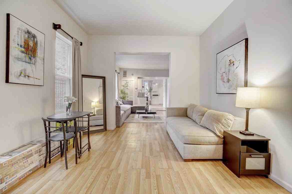 W Warren Blvd - Photo 6 of 23