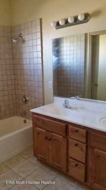 10112 E 36th Pl - Photo 3 of 7