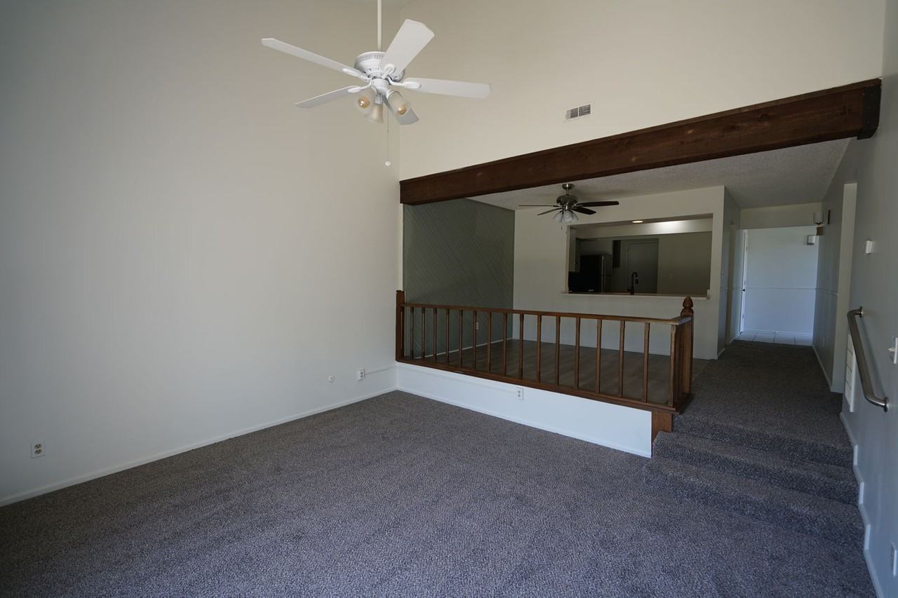 2313 Princeton Pl - Photo 3 of 8
