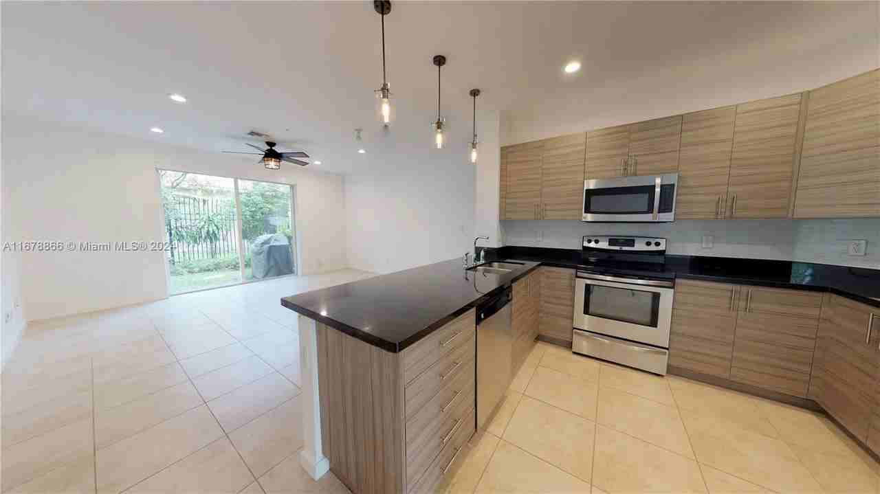 2764 Sw 81st Ter #1 - Photo 3 of 8