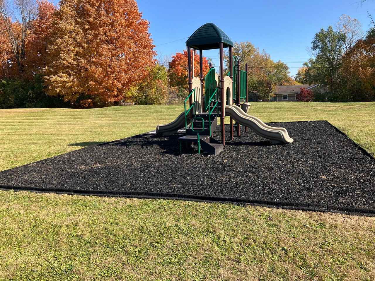 The LUX off Linden - Photo 7 of 50