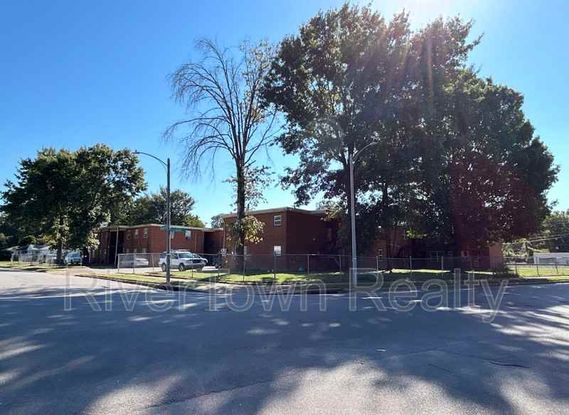 4029 Berkshire Ave #5 - Photo 7 of 7