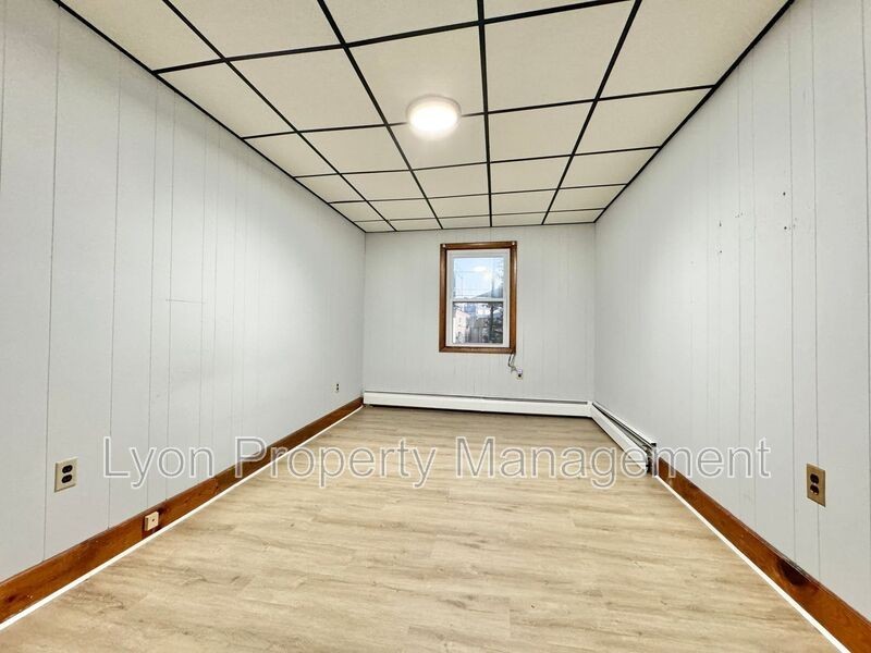 193 Summit St - Photo 4 of 7