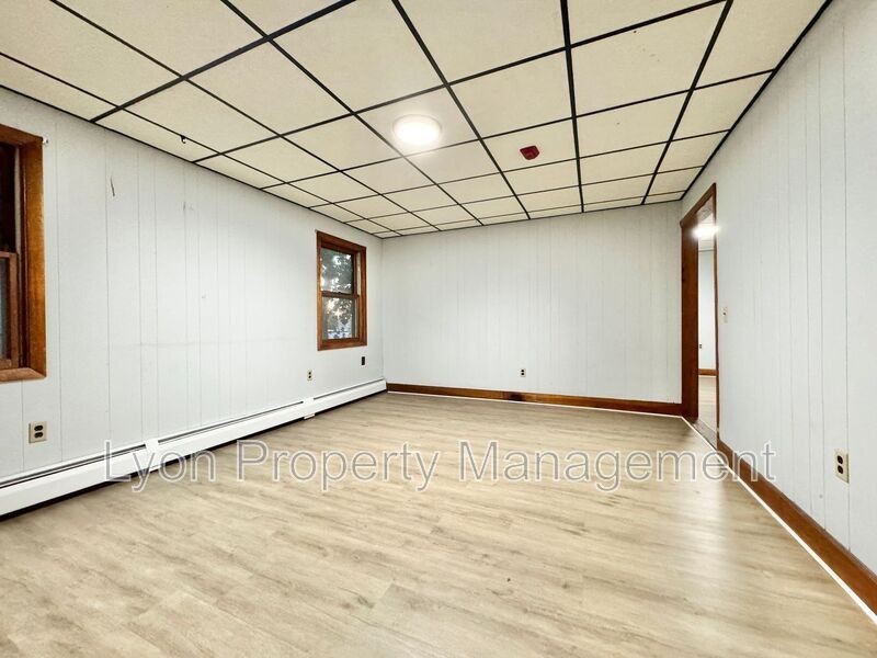 193 Summit St - Photo 5 of 7