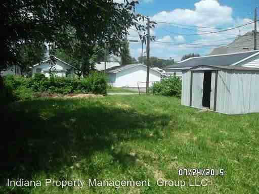 1862 N Dexter St - Photo 2 of 8