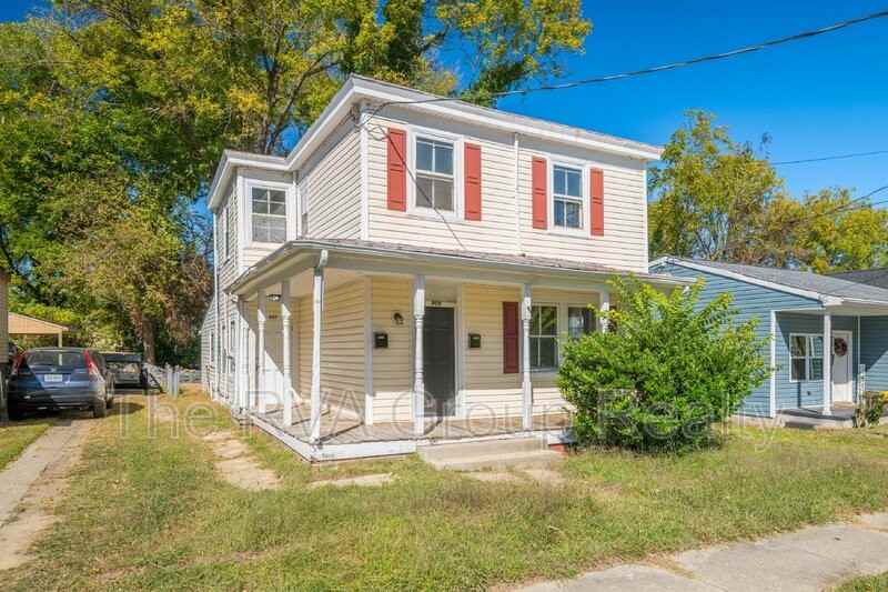 929 Farmer St - Photo 2 of 31