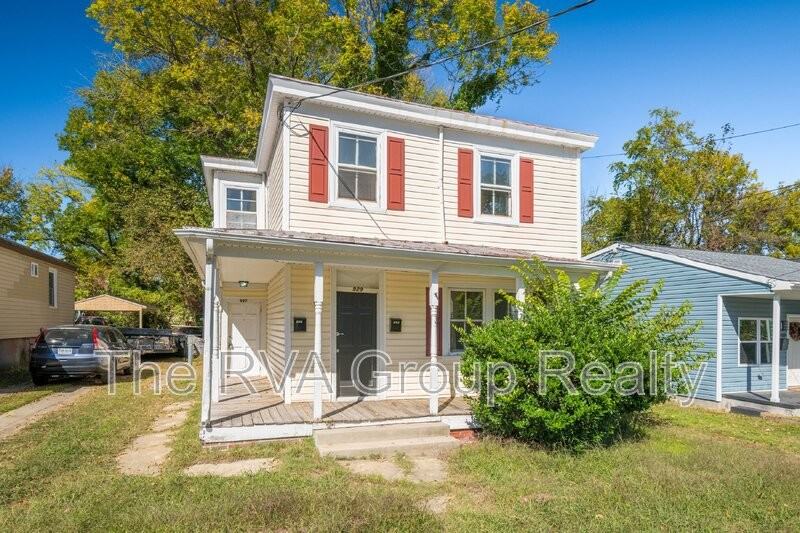 929 Farmer St - Photo 3 of 31