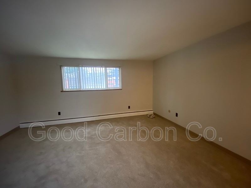 5466 Creekside Ct #A - Photo 3 of 8