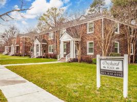 featured image of 124 Haynsworth St