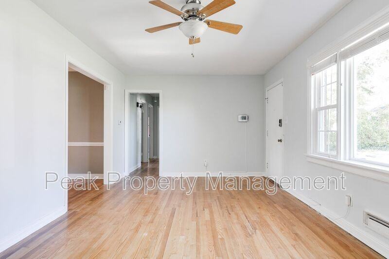 8505 Holly Hill Rd - Photo 4 of 24