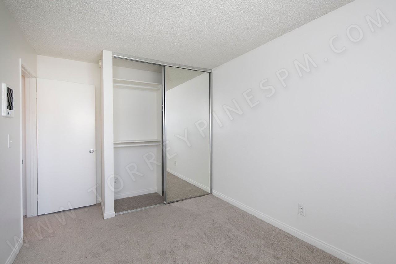 1656 Reed Ave - Photo 7 of 12