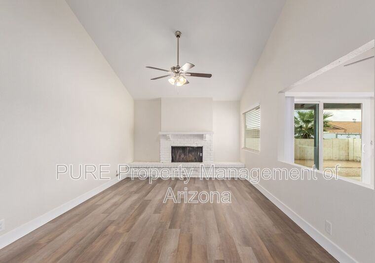 3915 W Thunderbird Rd - Photo 3 of 19