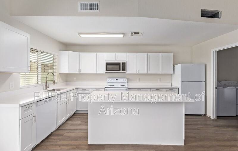 3915 W Thunderbird Rd - Photo 6 of 19