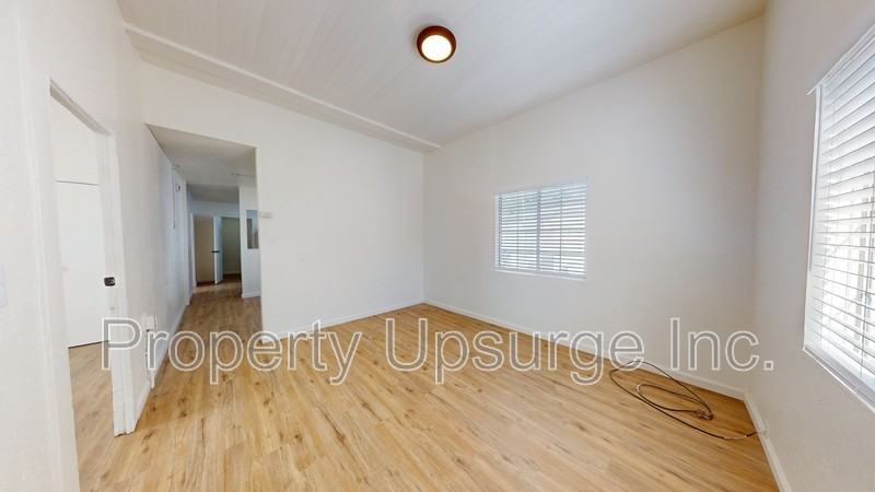 1993 Hartnell Ave - Photo 5 of 15