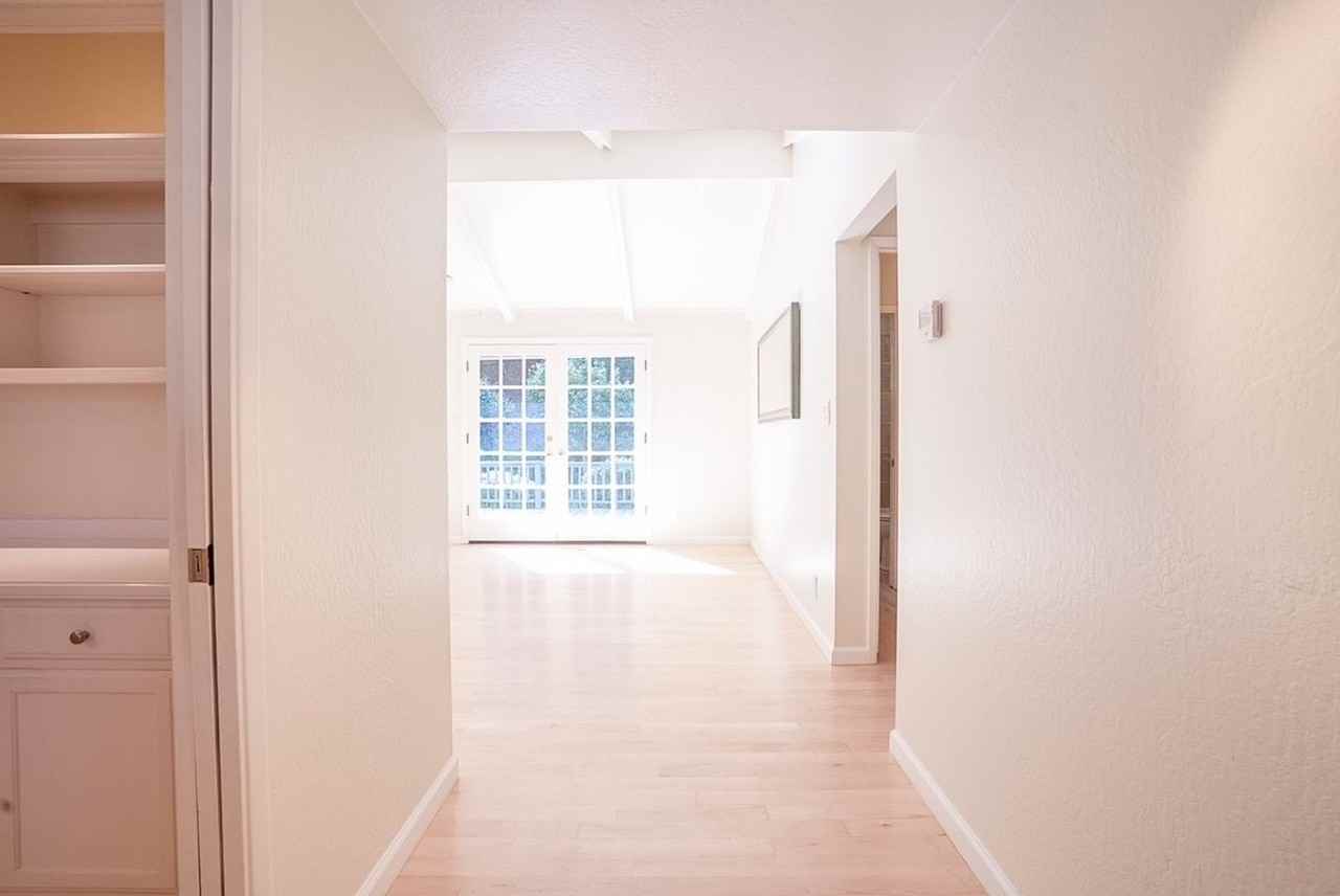 2539 Rollingwood Dr - Photo 7 of 34