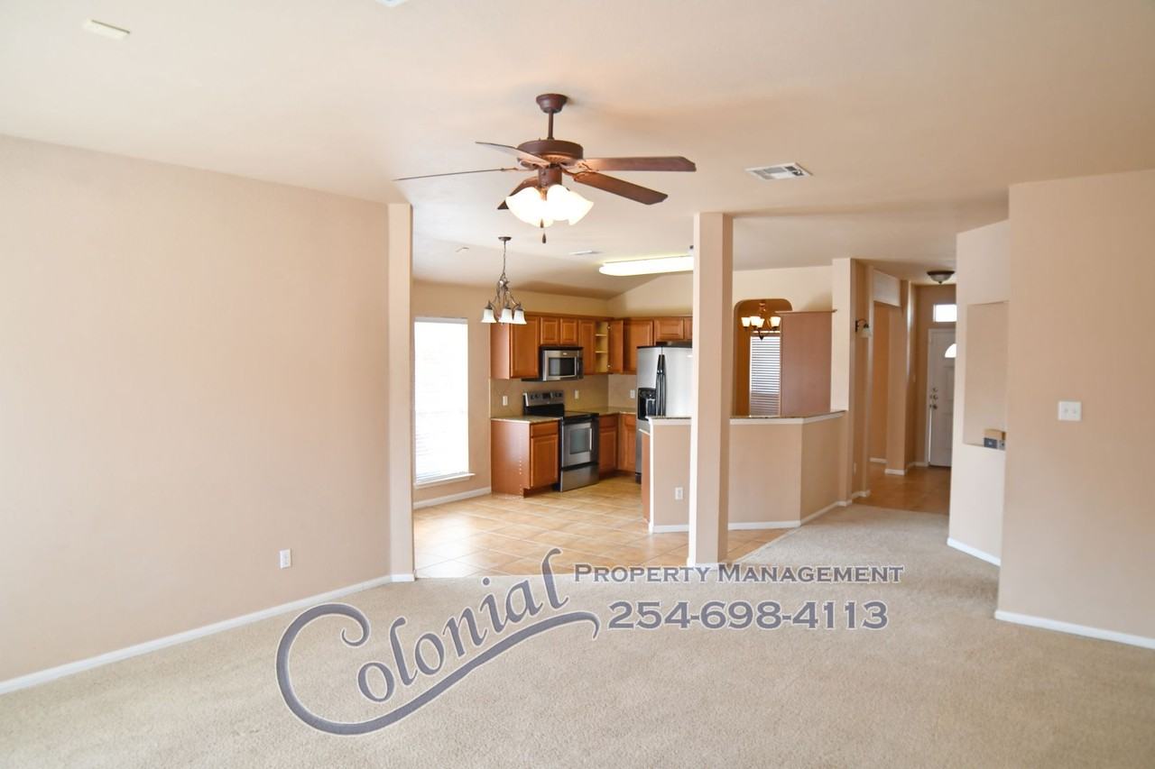 6108 Bridgewood Dr - Photo 3 of 17