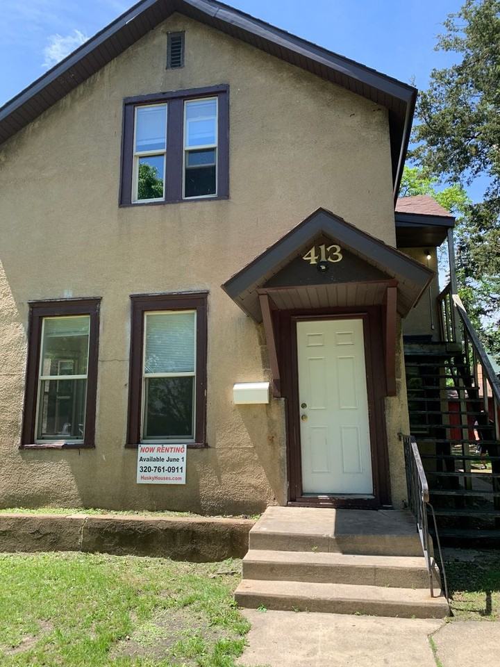 413 8th Ave S - Photo 2 of 9