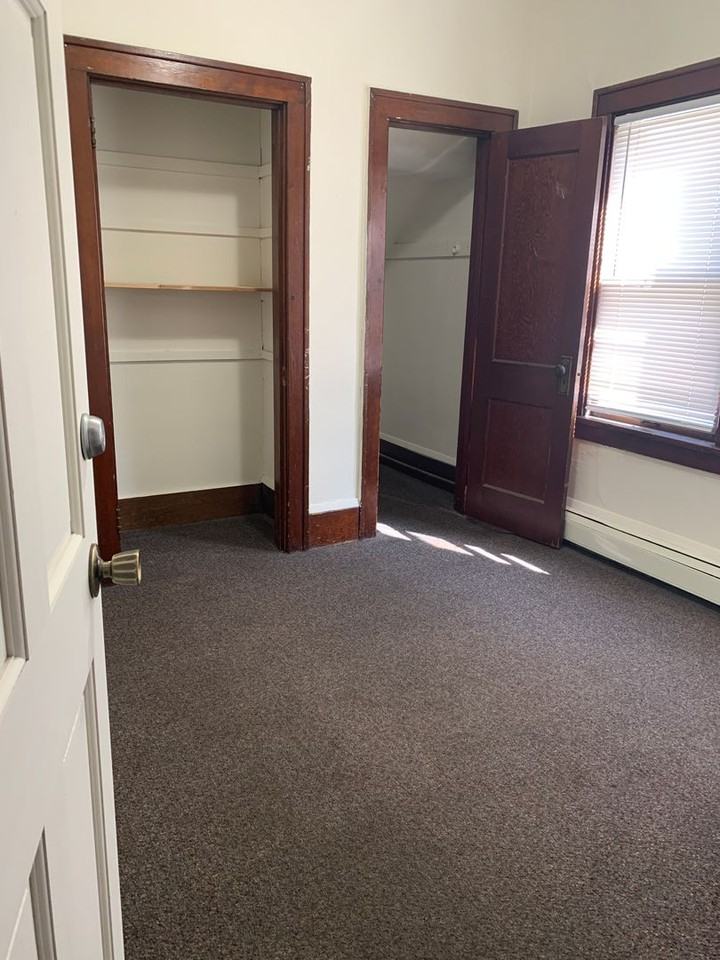 423 6th - Photo 4 of 6