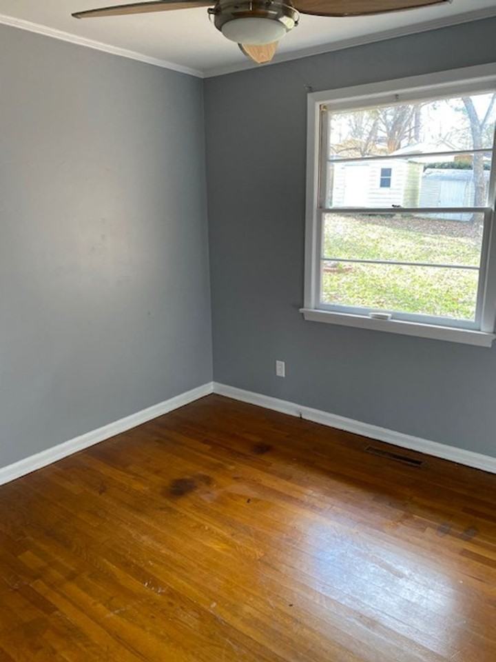 744 Karen Rd - Photo 4 of 12