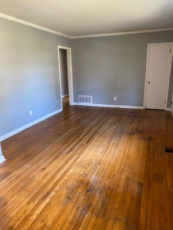 744 Karen Rd - Photo 7 of 12