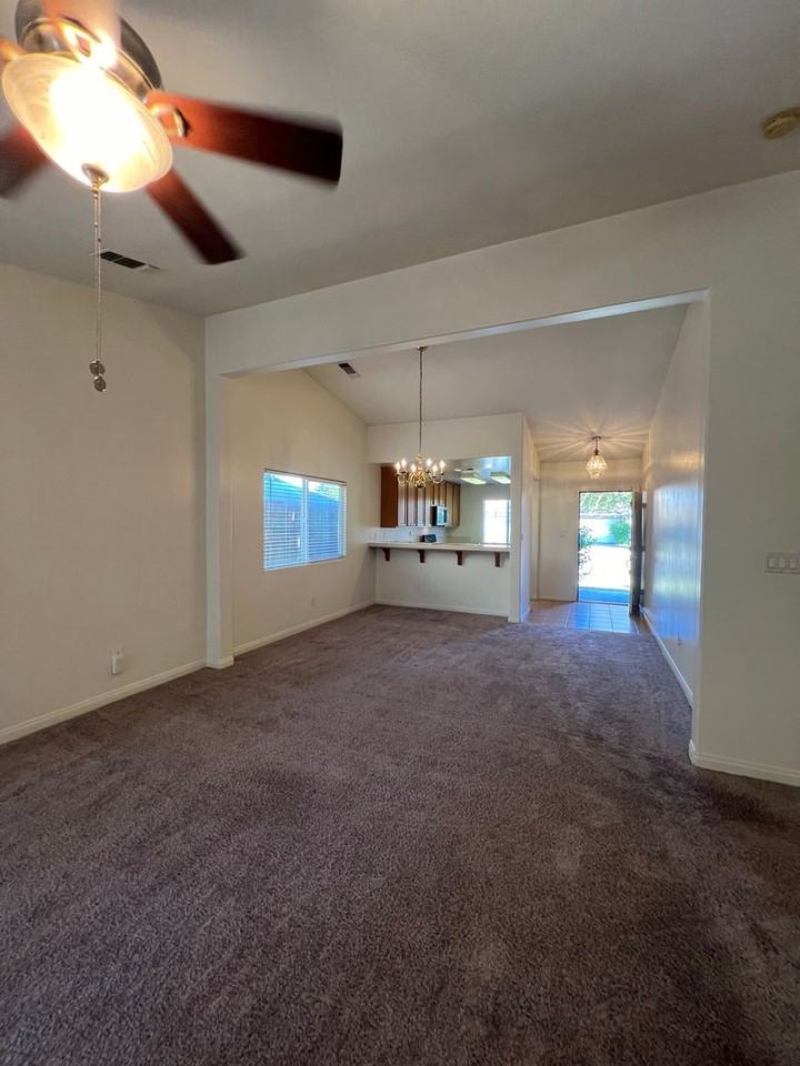 6615 Silver Moon Dr - Photo 6 of 33