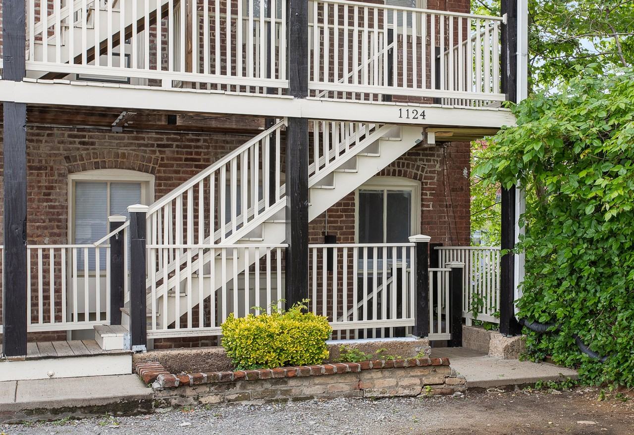 1126 Hull Street - Photo 3 of 5