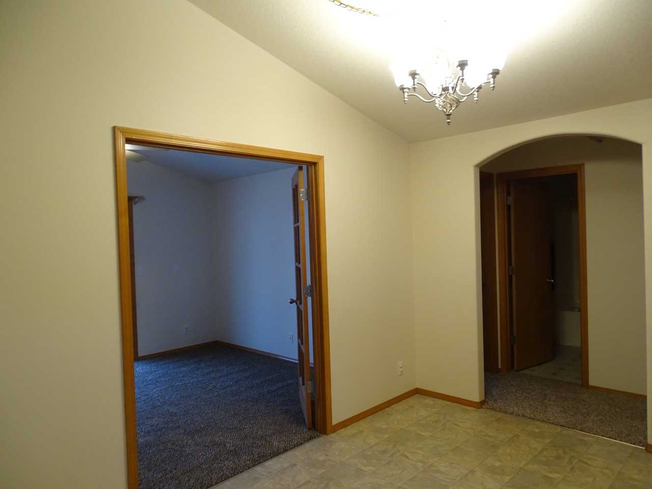 511 Northwest 12th Street - Photo 7 of 16