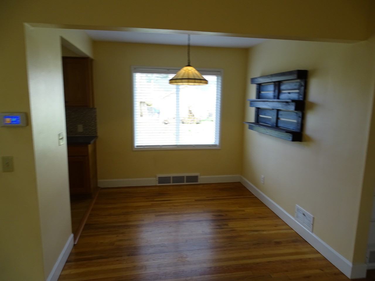 1202 Z St - Photo 4 of 12