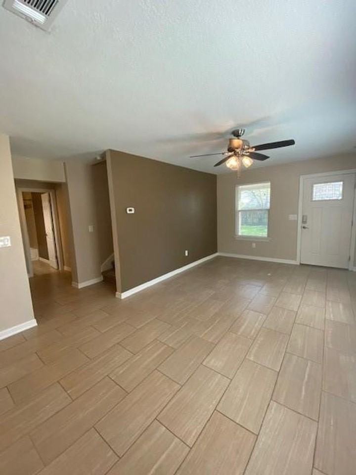 13323 Villa Park 13323 B - Photo 4 of 16