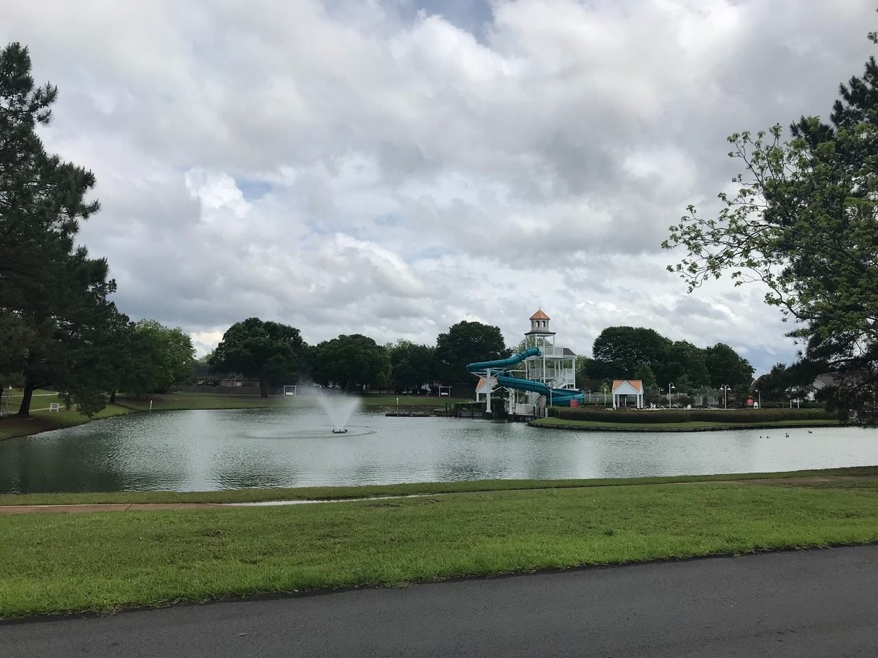 407 Saint Marlo Dr - Photo 2 of 34