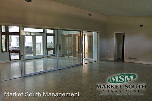 1426 N Camden Cir - Photo 3 of 17