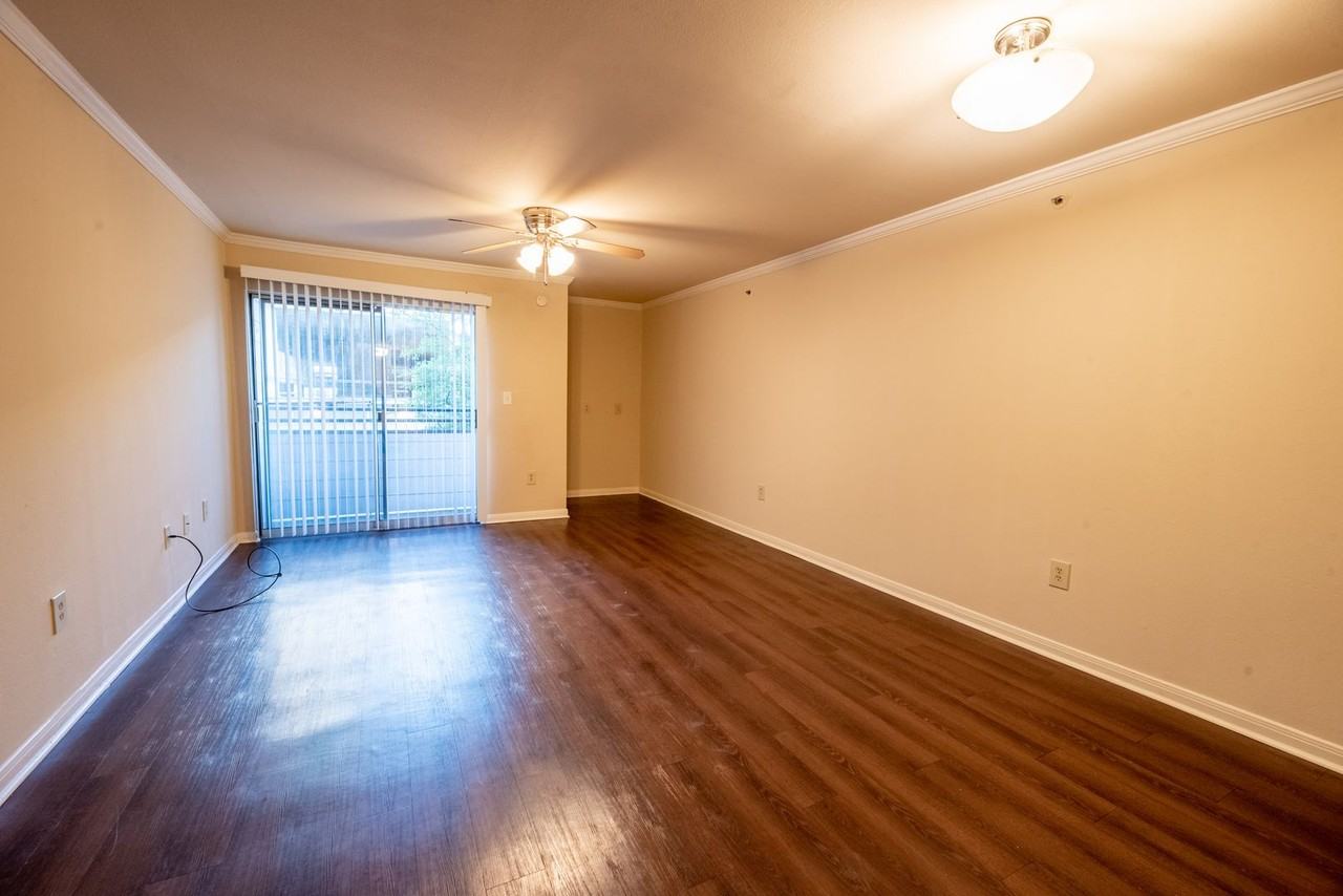 501 W 26th St #104 - Photo 6 of 16