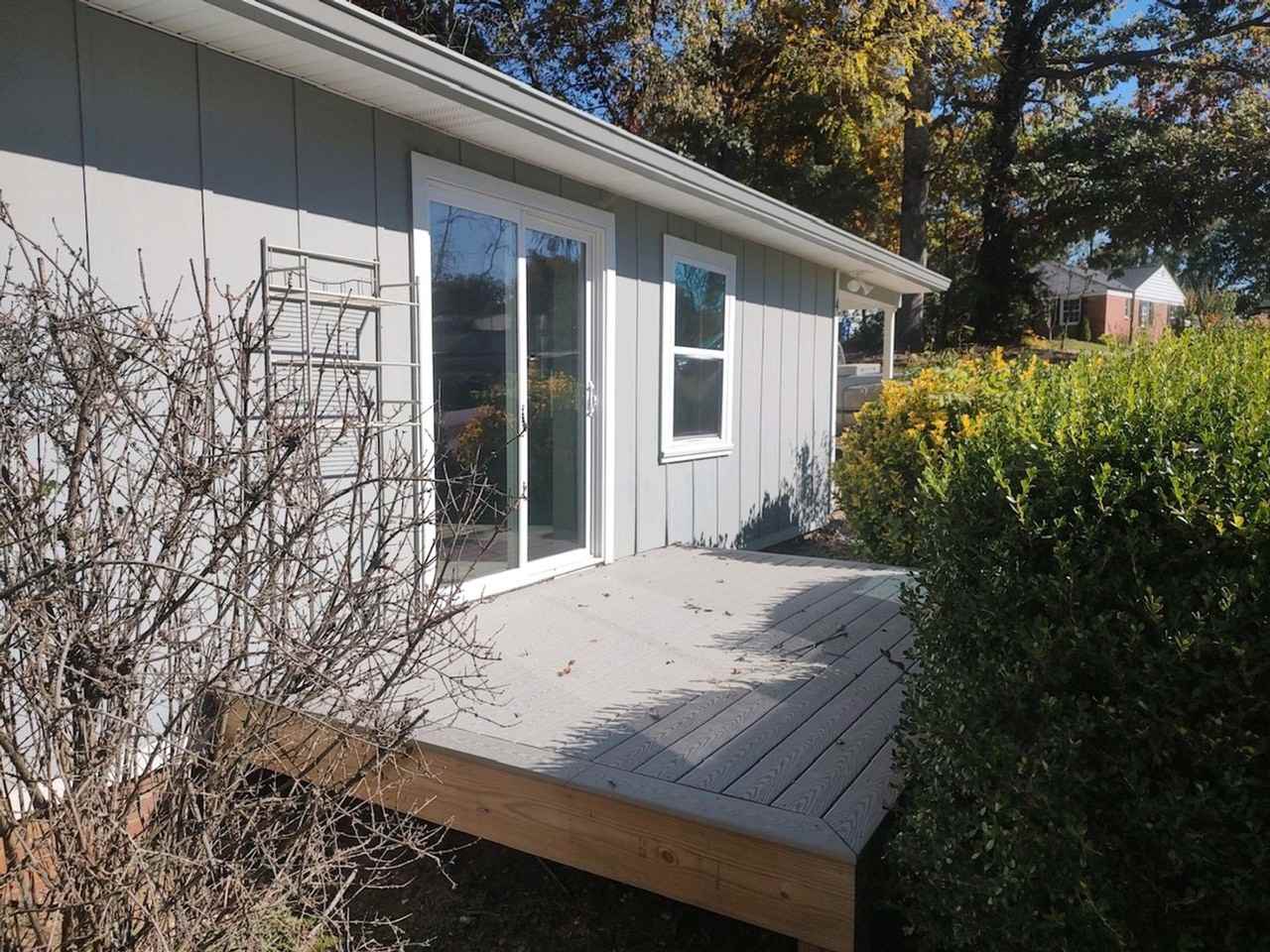 4 Wilshire Dr - Photo 2 of 34