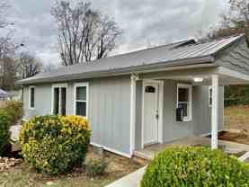 4 Wilshire Dr - Photo 1 of 1